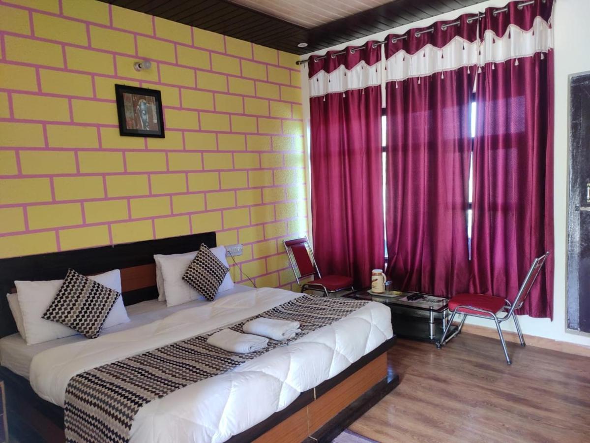 Hotel Deepraj, Kausani Zewnętrze zdjęcie