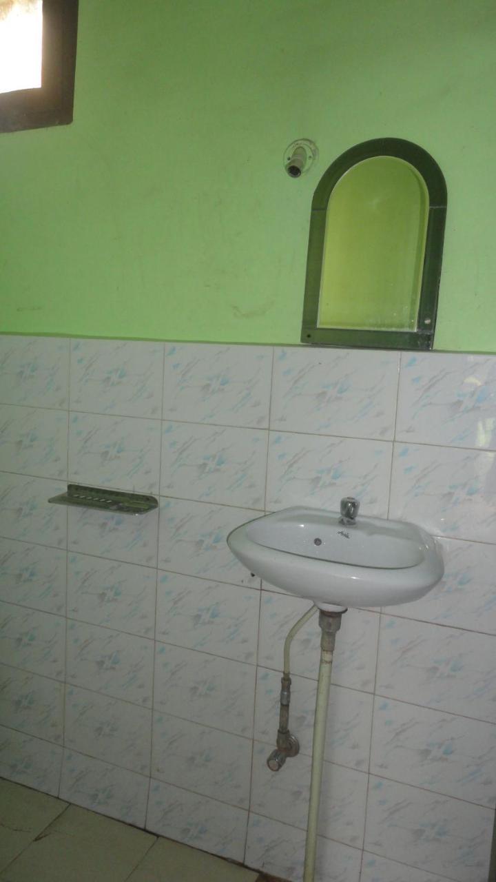 Hotel Deepraj, Kausani Zewnętrze zdjęcie